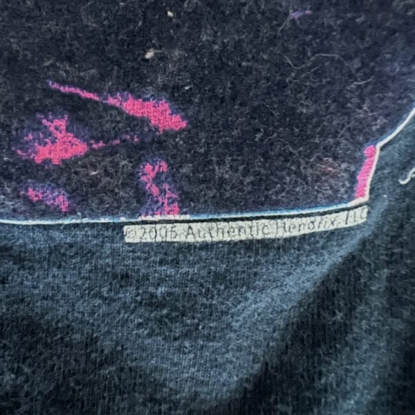 VINTAGE Jimi Hendrix 2005 Authentic Tee - Image 3