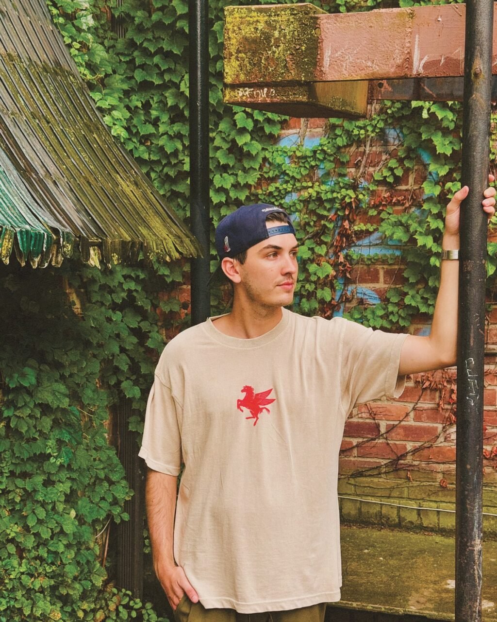 Instagram post from dznd.n.cnfzd. This post is in position 3.