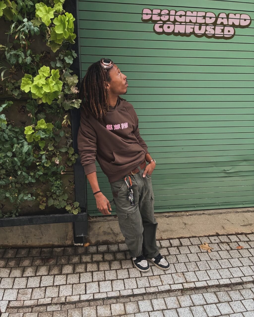 Instagram post from dznd.n.cnfzd. This post is in position 1.