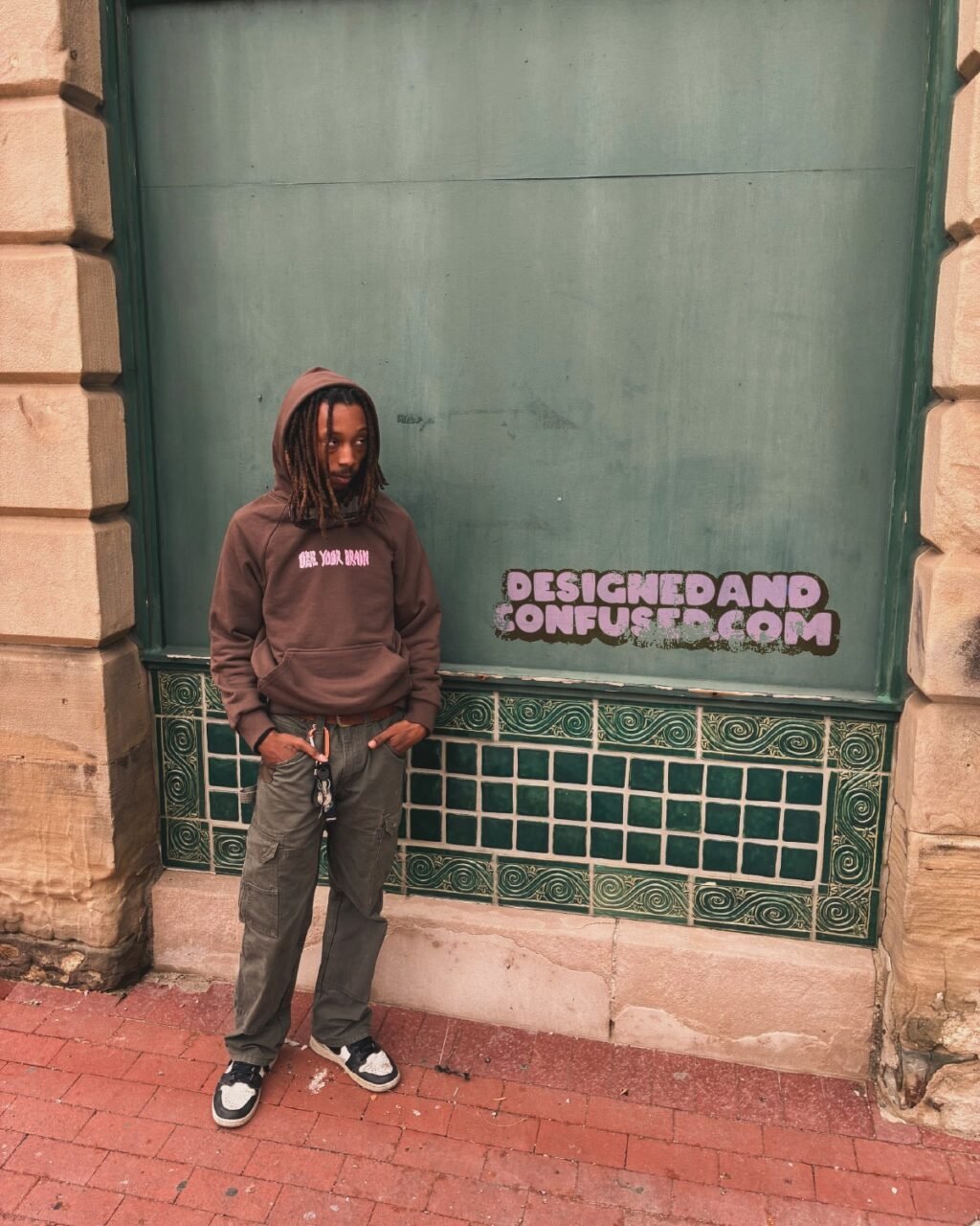 Instagram post from dznd.n.cnfzd. This post is in position 3.