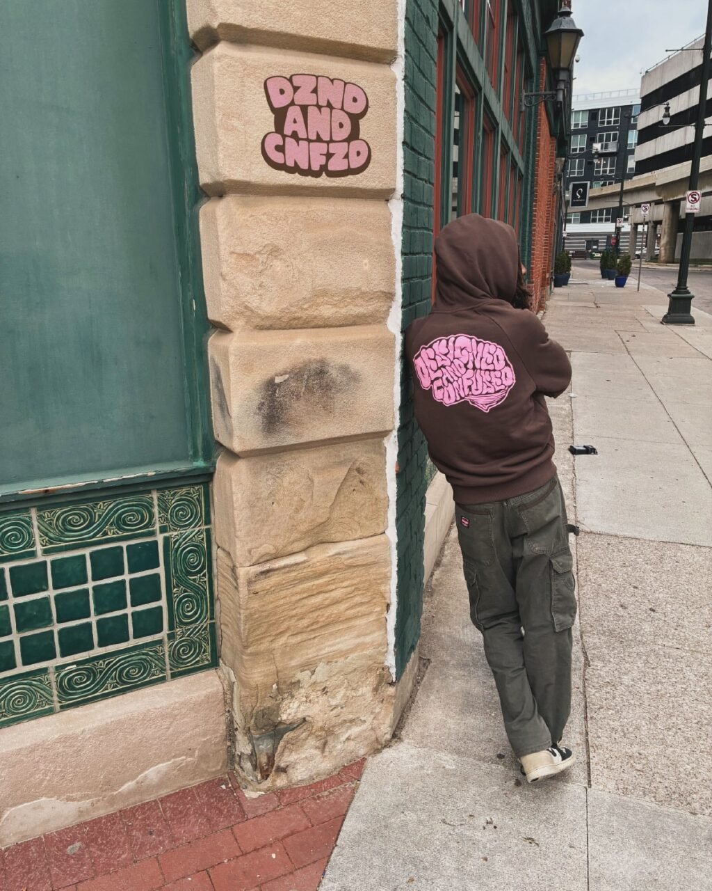 Instagram post from dznd.n.cnfzd. This post is in position 2.